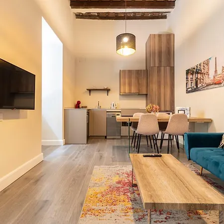 Rufina Casa Palacio Jardines Apartamento *