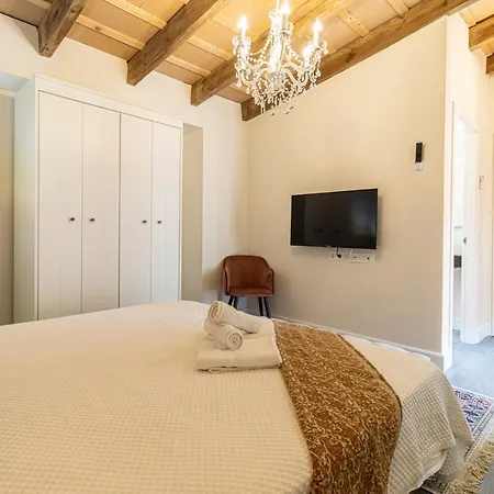 Rufina Casa Palacio Jardines