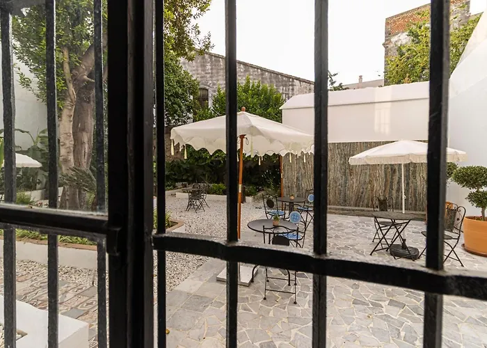 Casa Palacio Rufina & Jardines *